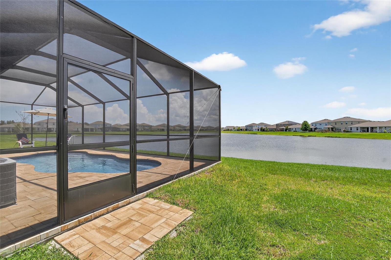 Image 32 of 70 For 5657 Hawks Cay Street