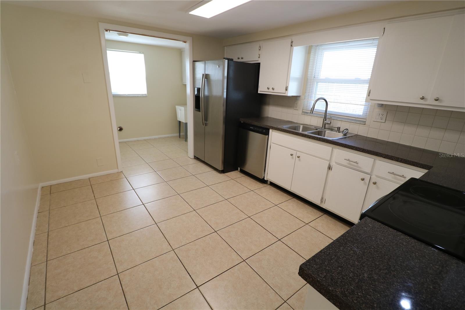 Image 11 of 42 For 7825 Birchwood Drive