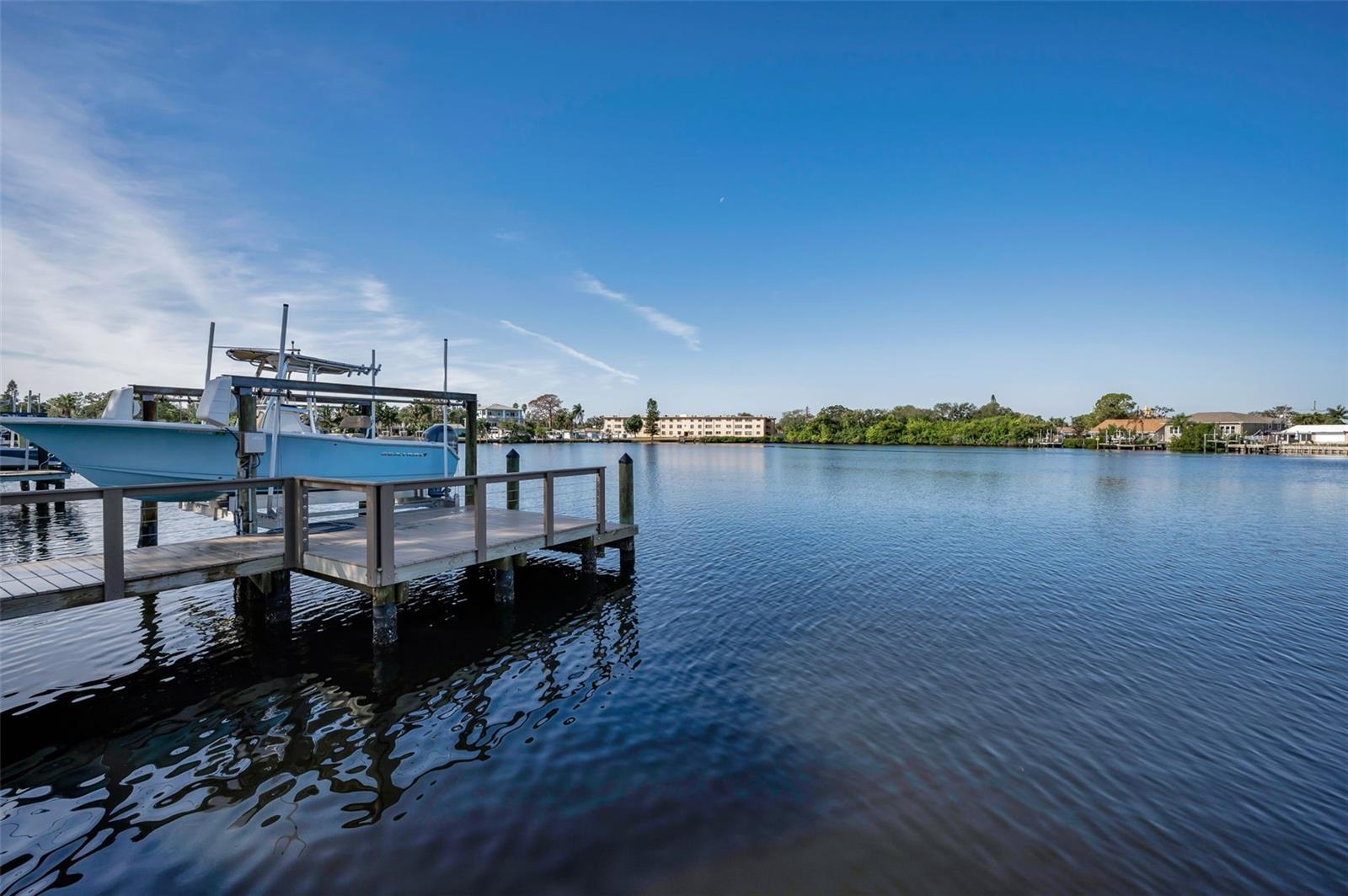 Image 30 of 37 For 8744 Sunlit Cove Drive Ne