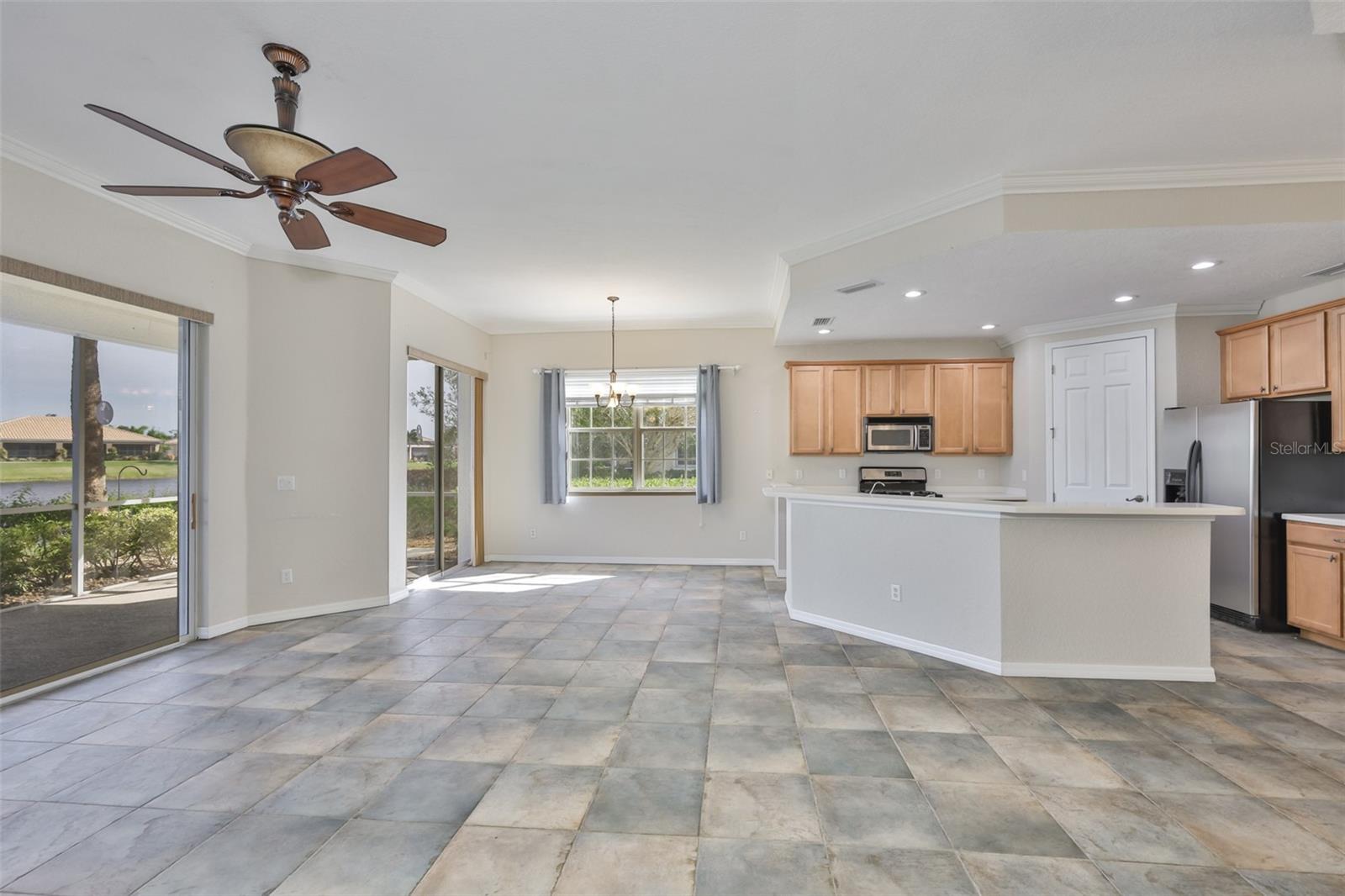 Image 12 of 53 For 1324 Emerald Dunes Drive