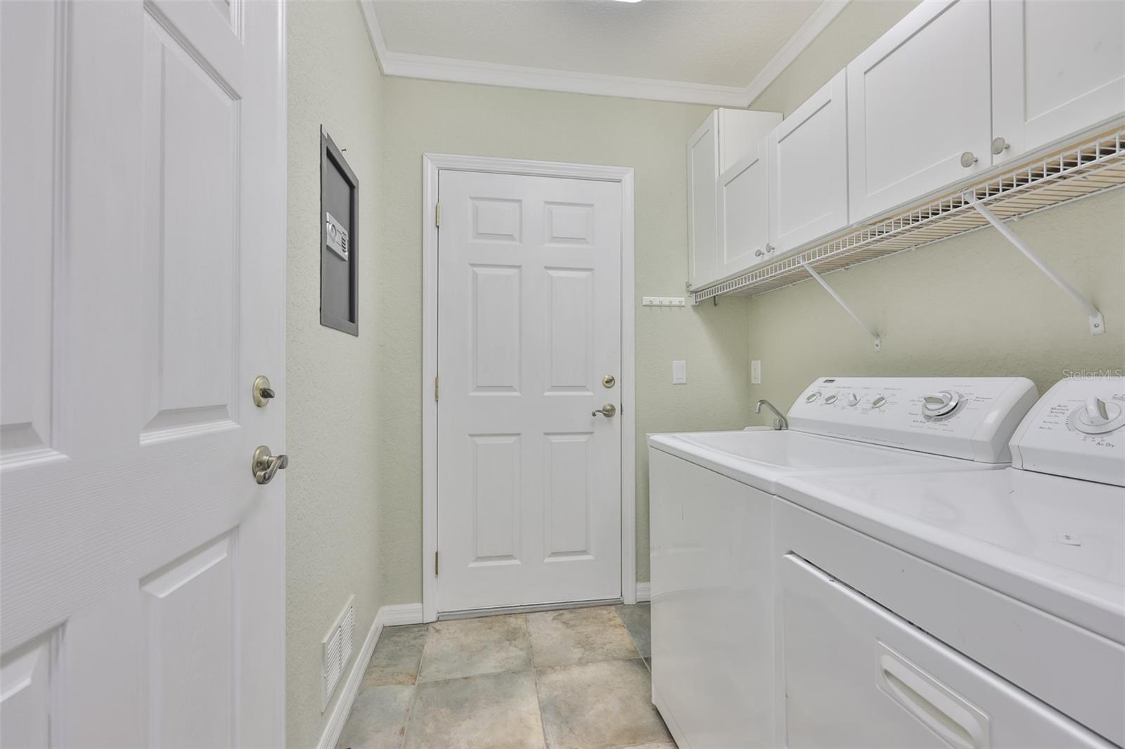 Image 38 of 53 For 1324 Emerald Dunes Drive