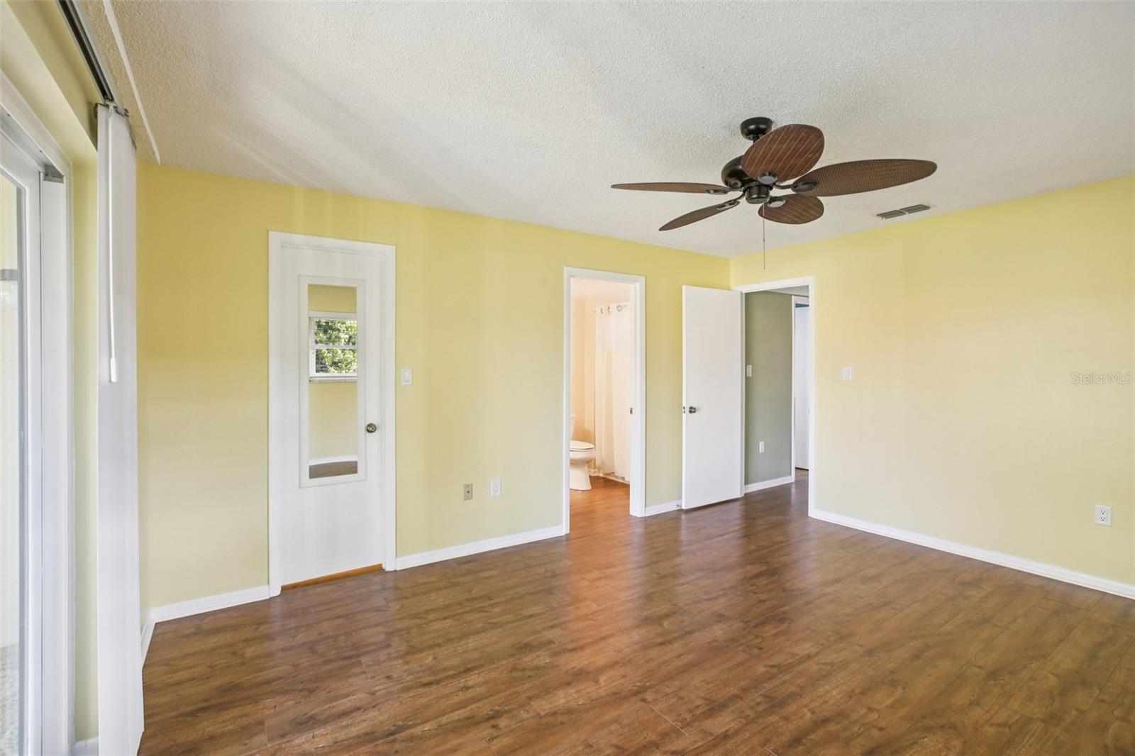 Image 19 of 33 For 2110 Hammock Pine Boulevard 2110