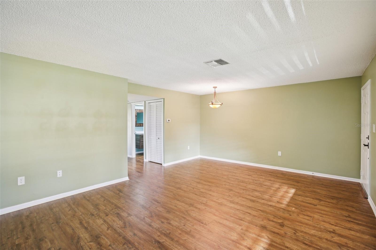 Image 8 of 33 For 2110 Hammock Pine Boulevard 2110