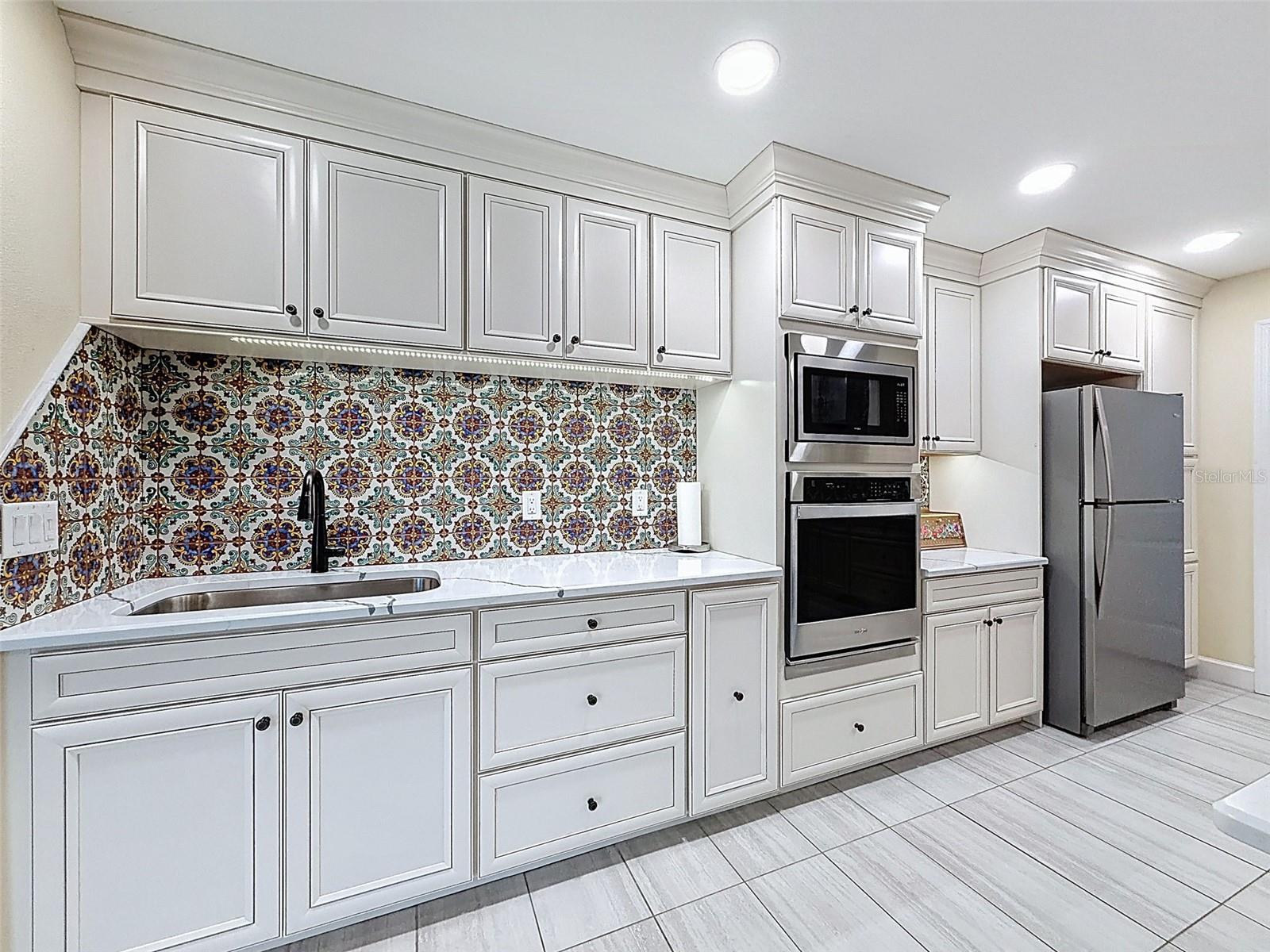 Image 19 of 97 For 8423 Zephyr Wing Court