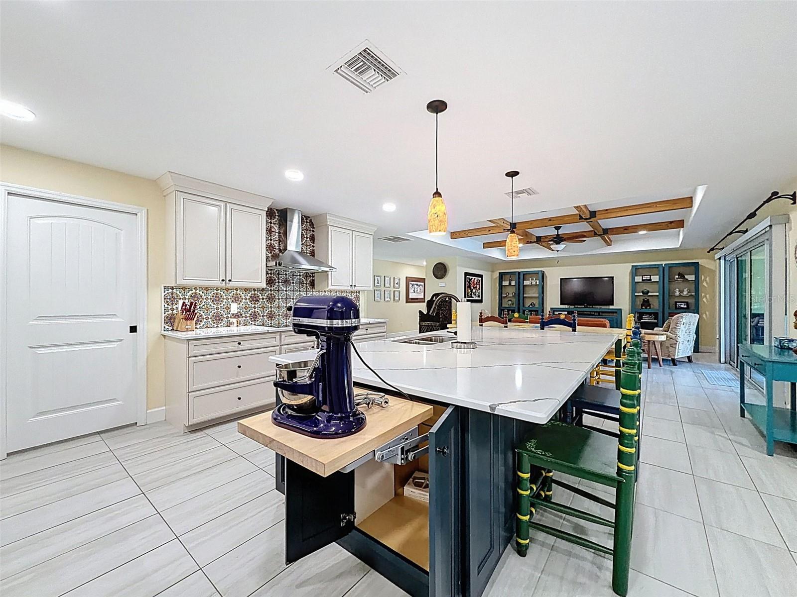 Image 22 of 97 For 8423 Zephyr Wing Court