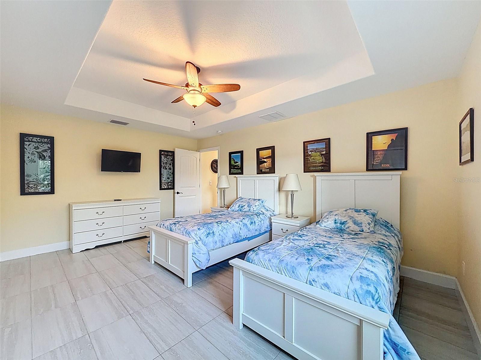 Image 36 of 97 For 8423 Zephyr Wing Court