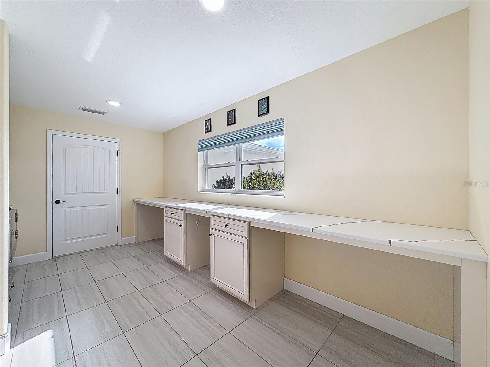 Image 40 of 97 For 8423 Zephyr Wing Court