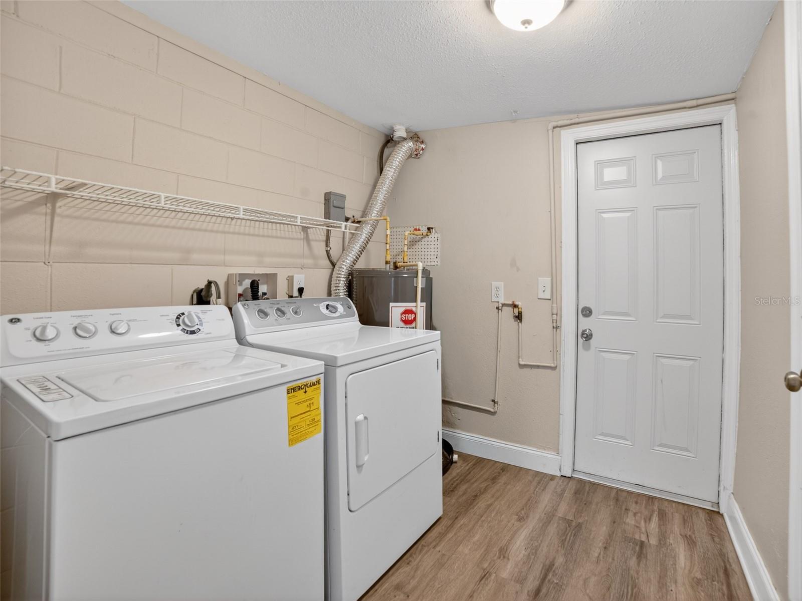 Image 15 of 23 For 728 Westbrook Avenue