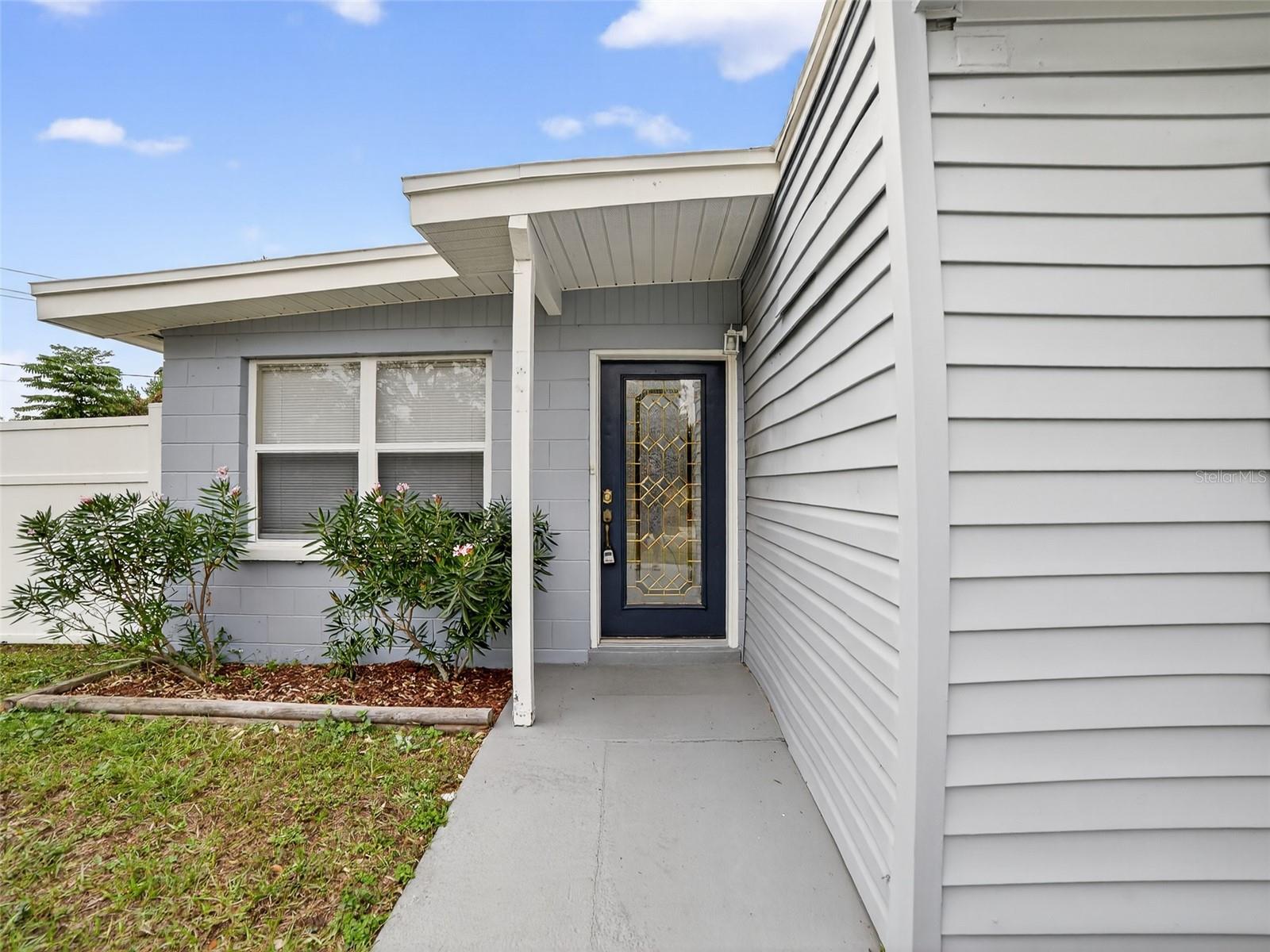 Image 2 of 23 For 728 Westbrook Avenue