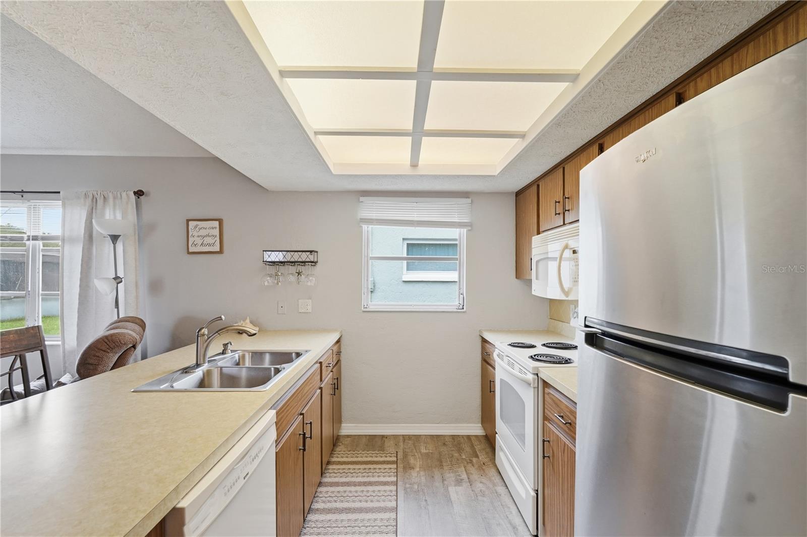 Image 19 of 39 For 7320 Cay Drive