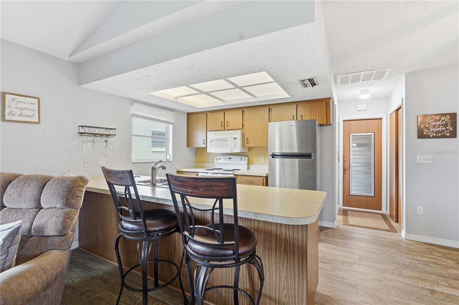 Image 23 of 39 For 7320 Cay Drive