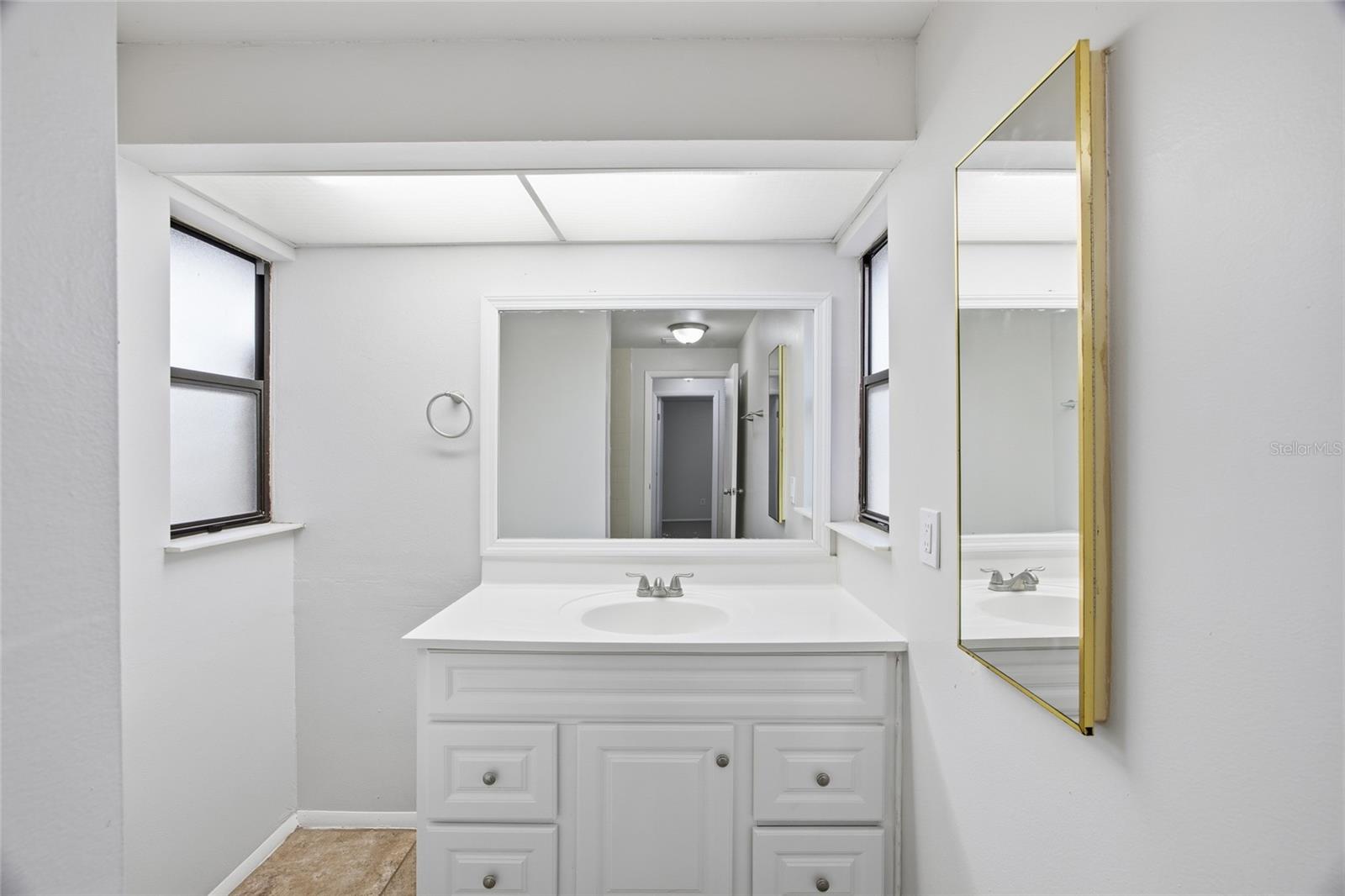 Image 16 of 30 For 10312 Maverick Street