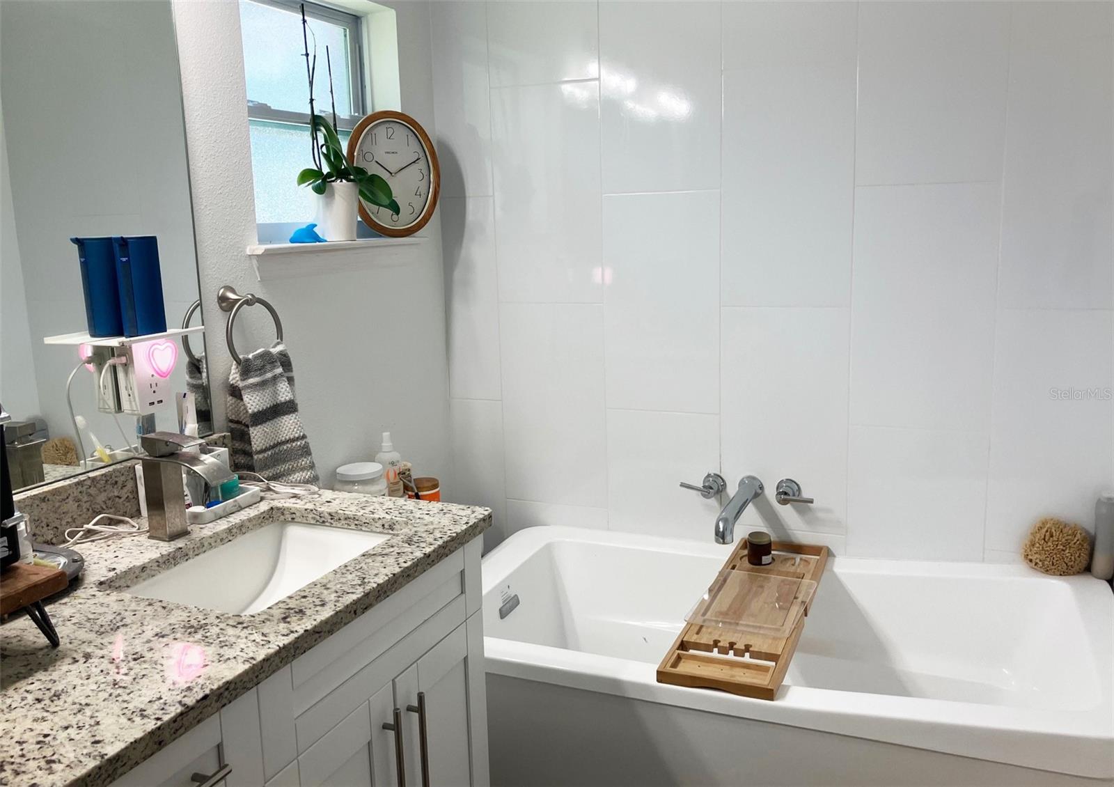 Image 8 of 14 For 2101 Queensboro Avenue S