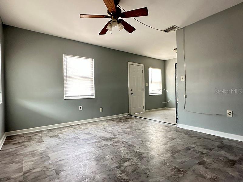 Image 2 of 12 For 1481 Drew Street