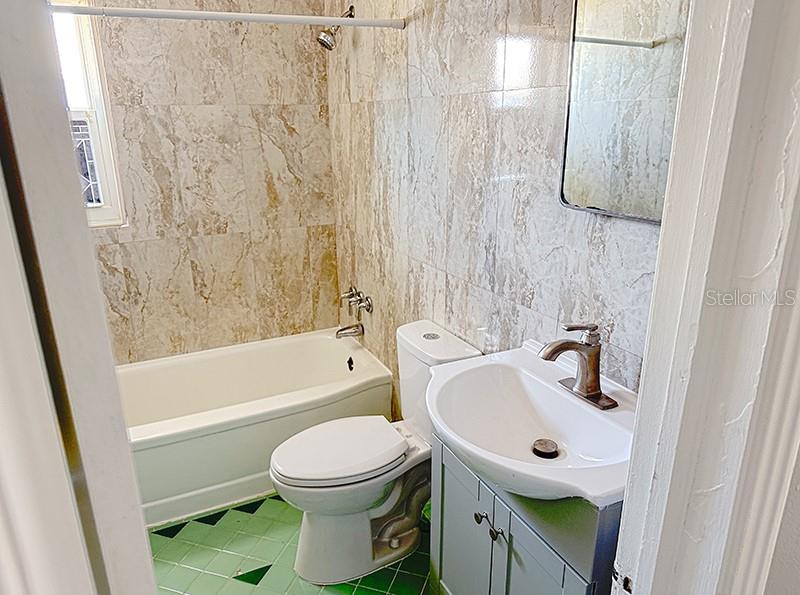 Image 5 of 12 For 1481 Drew Street