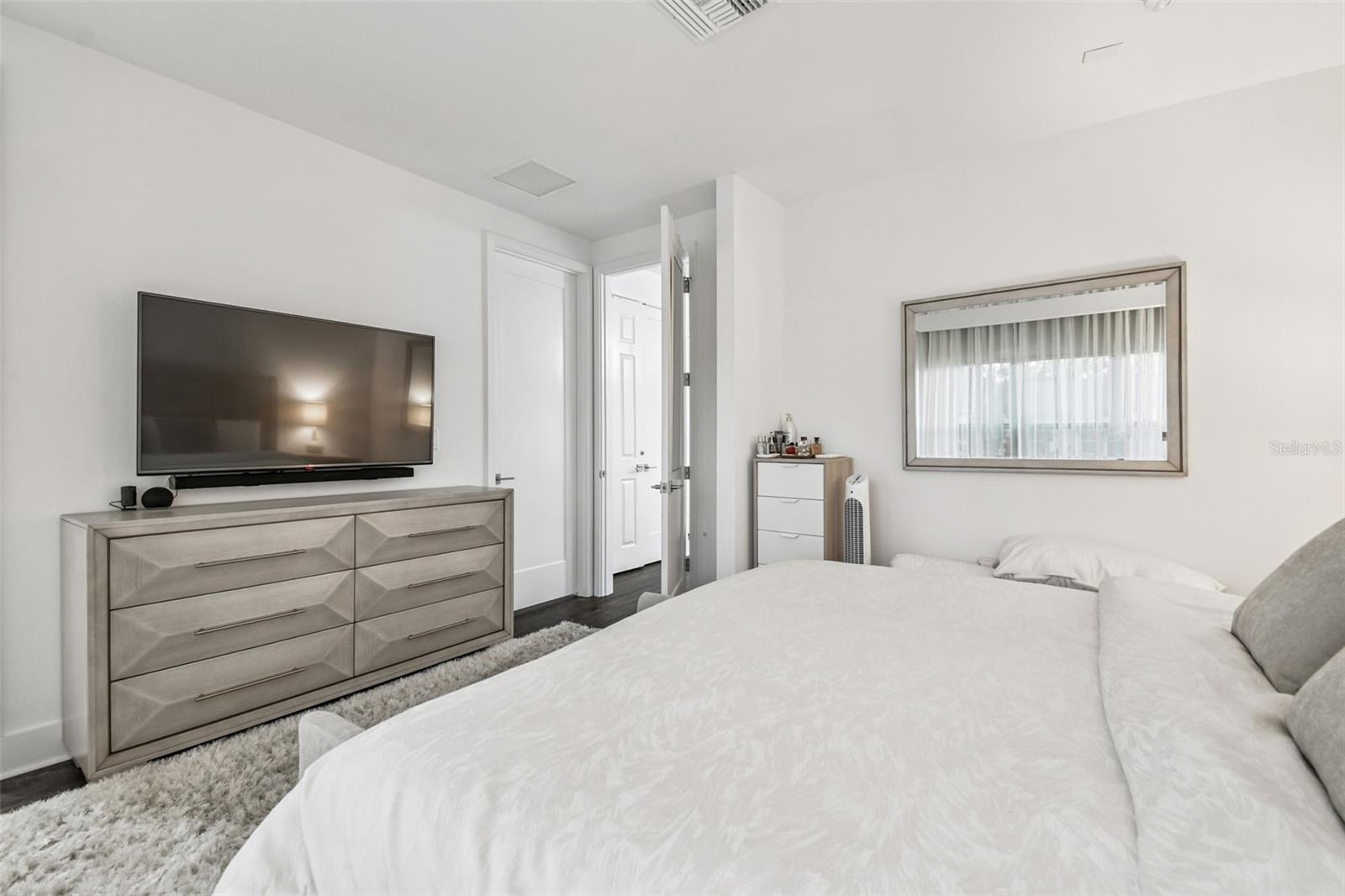 Listing photo id 17 for 8708 Palm Ranches Place