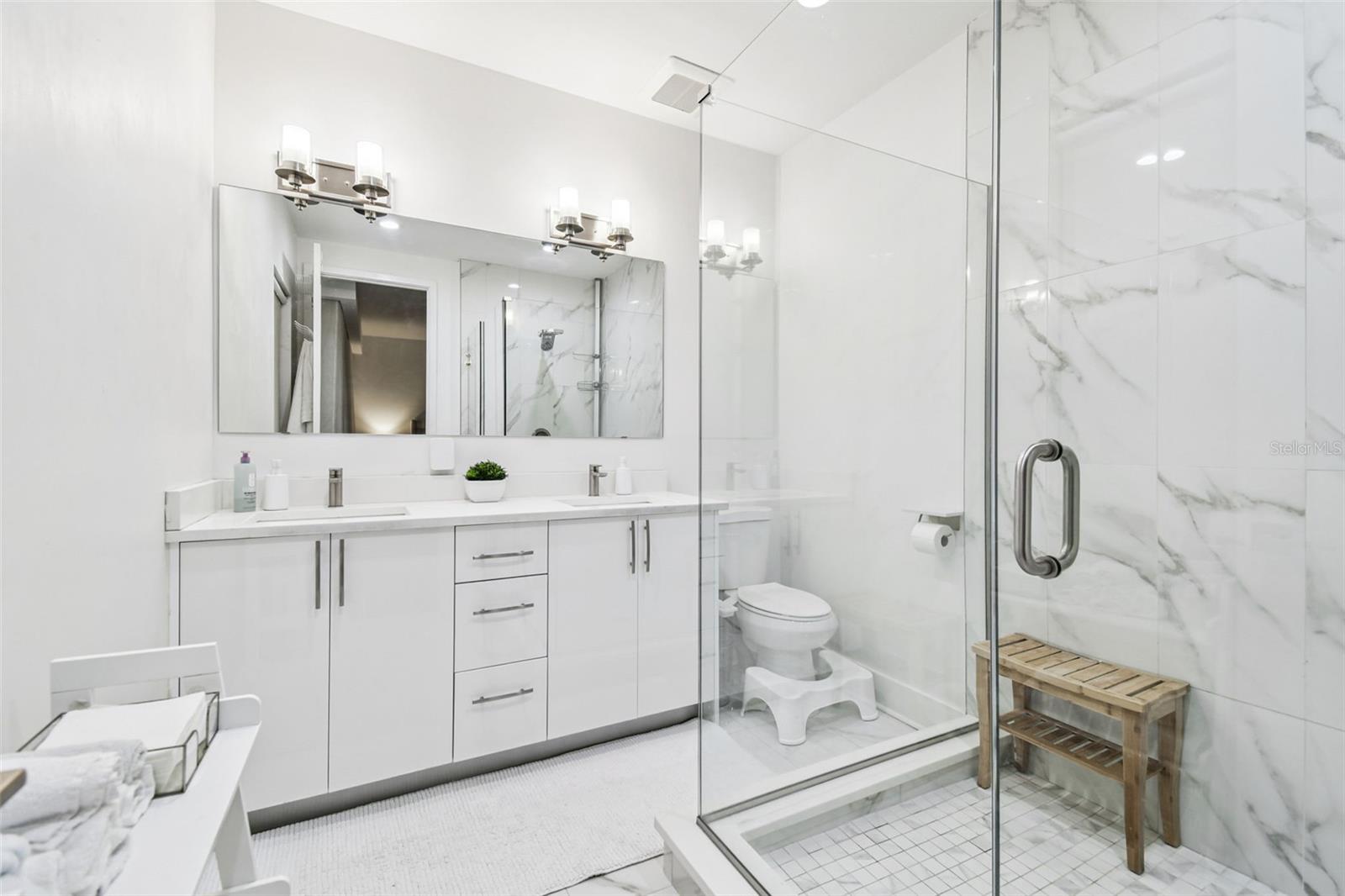 Listing photo id 19 for 8708 Palm Ranches Place