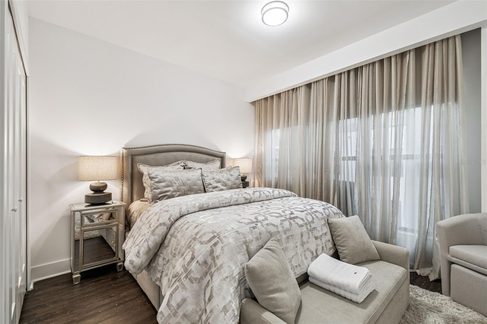 Listing photo id 23 for 8708 Palm Ranches Place