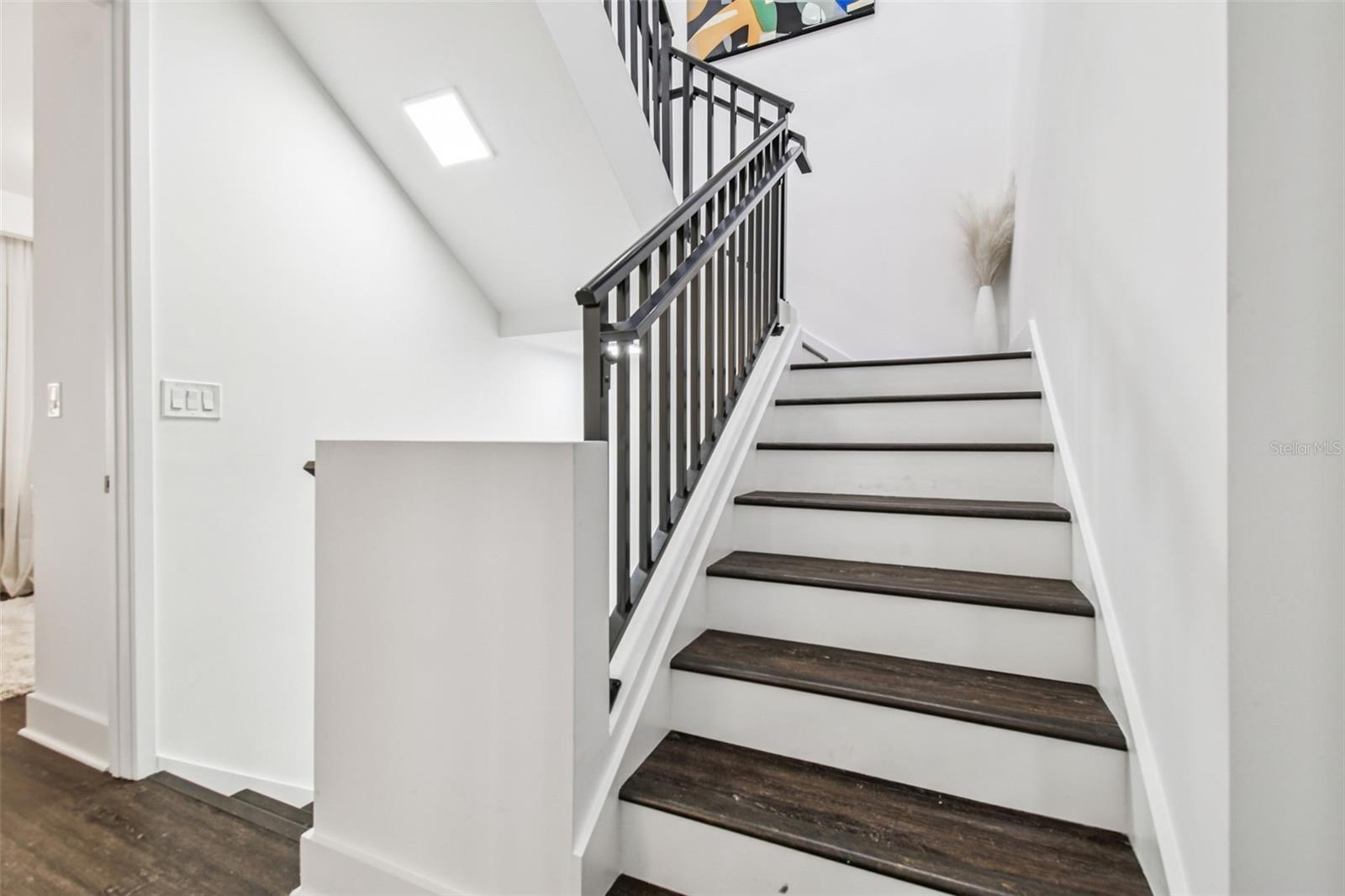 Listing photo id 30 for 8708 Palm Ranches Place