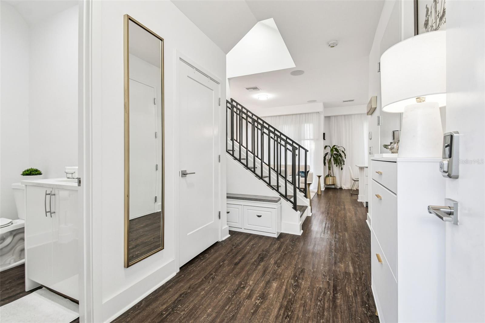 Listing photo id 2 for 8708 Palm Ranches Place