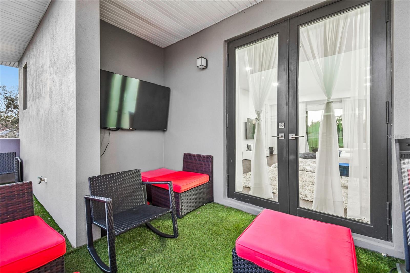 Listing photo id 43 for 8708 Palm Ranches Place