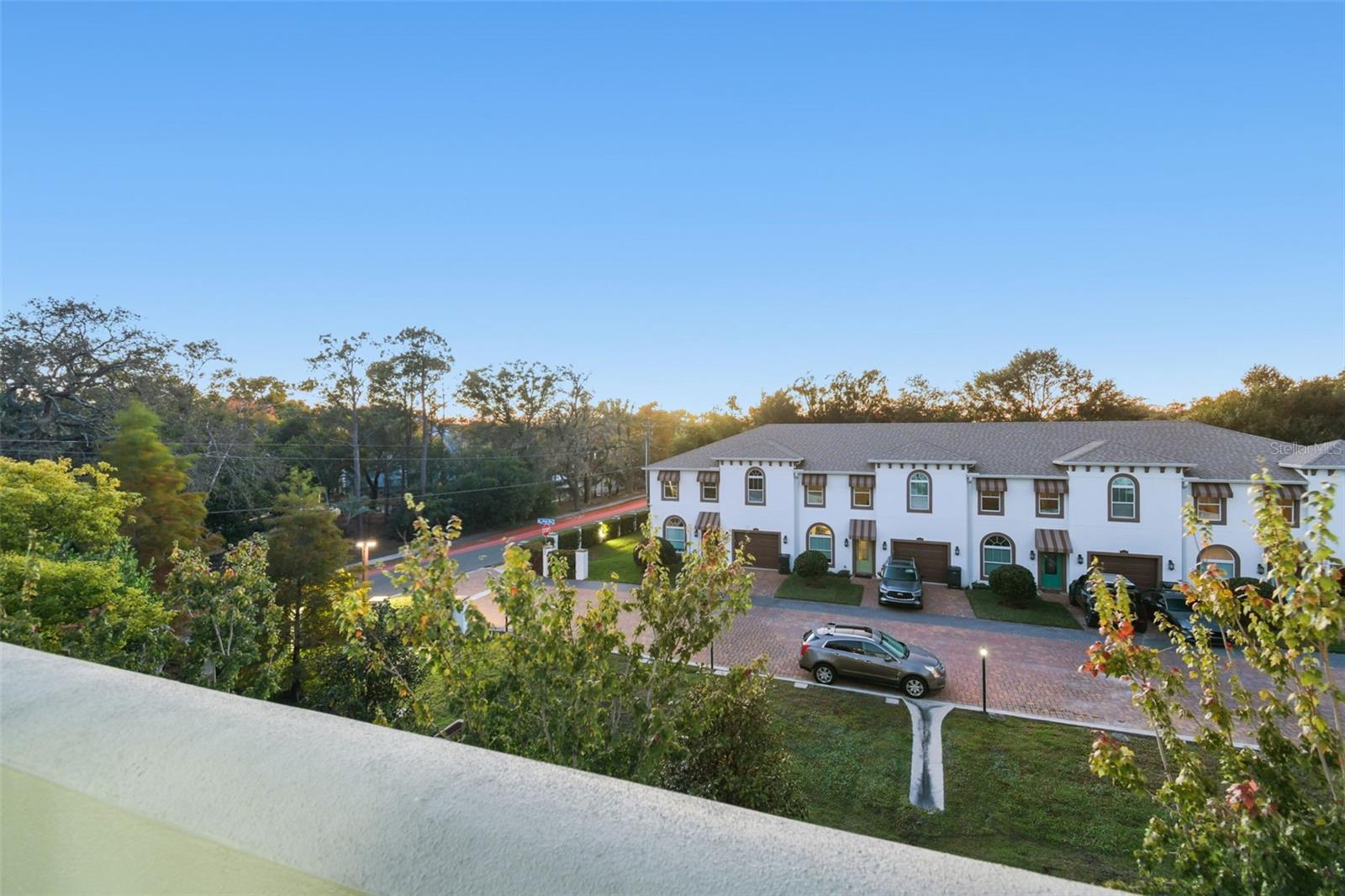 Listing photo id 46 for 8708 Palm Ranches Place