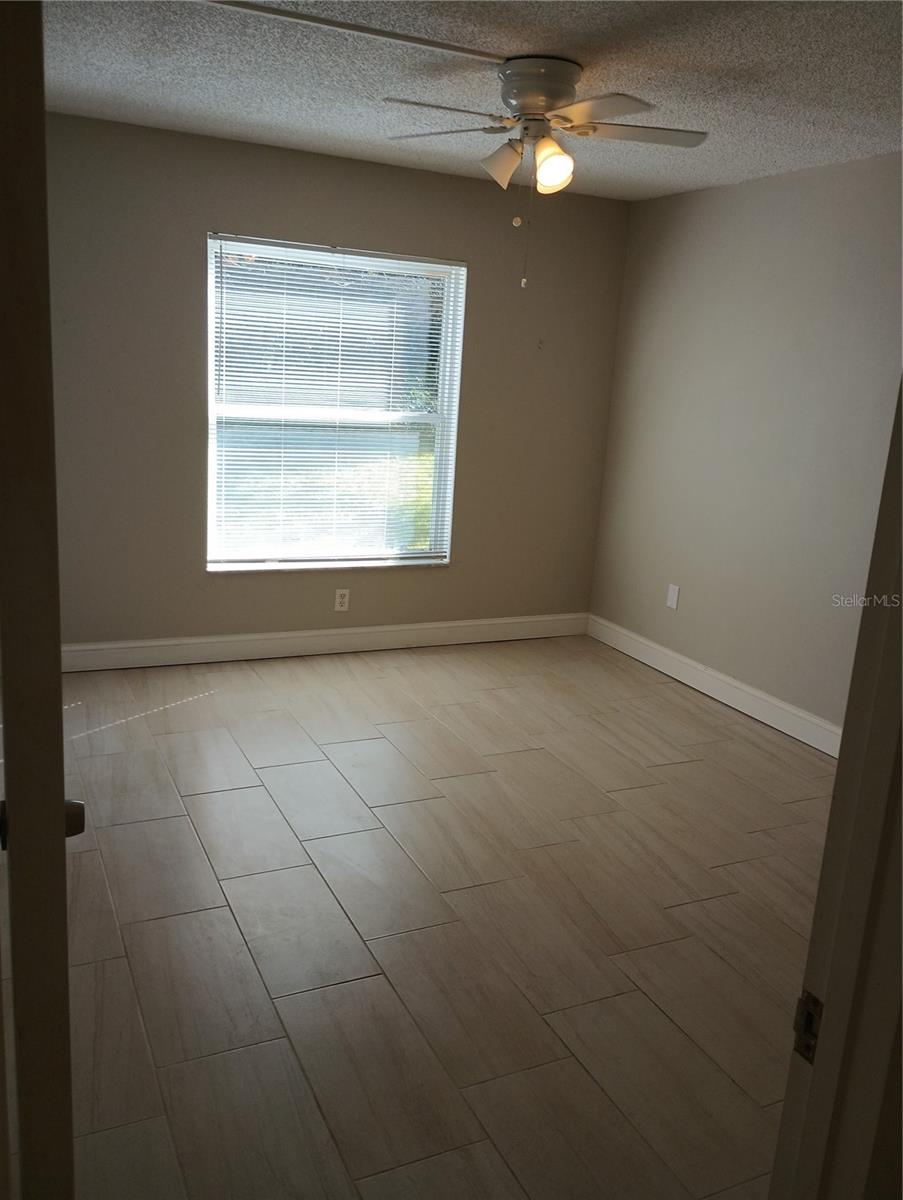 Image 7 of 13 For 1250 Pinellas Avenue 403