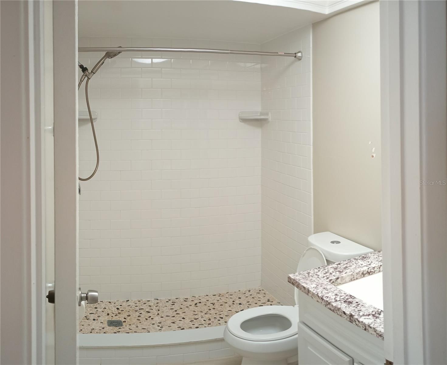 Image 9 of 13 For 1250 Pinellas Avenue 403