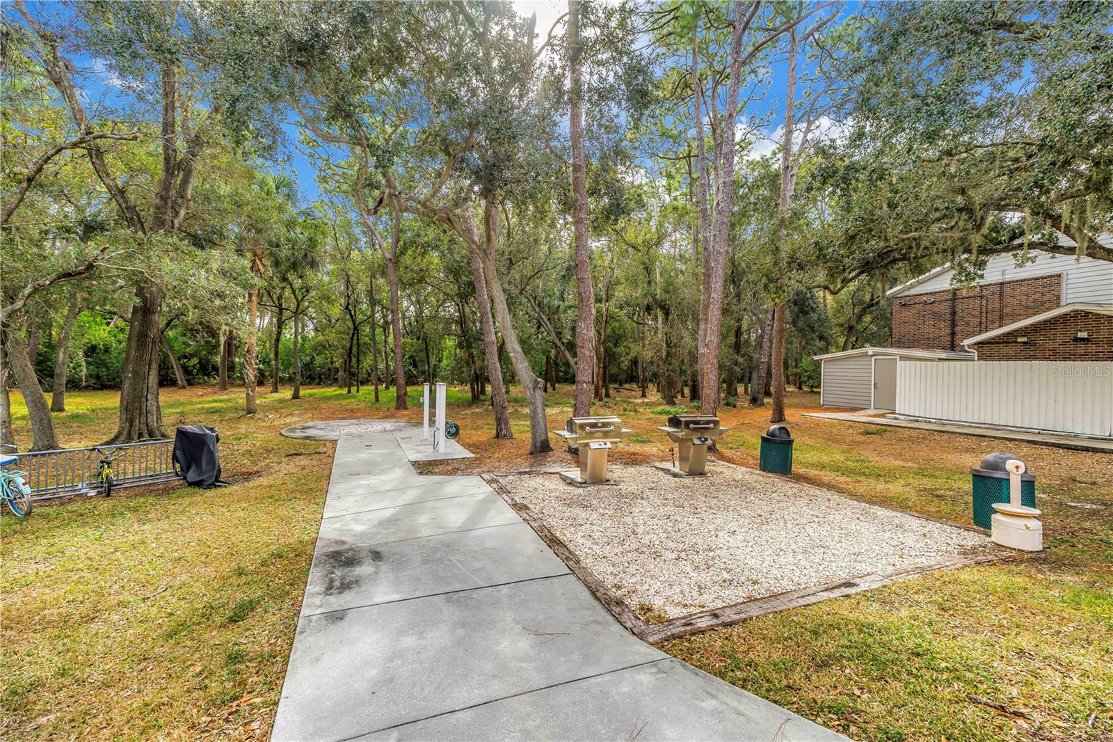 Image 25 of 46 For 1400 Gandy Boulevard N 902