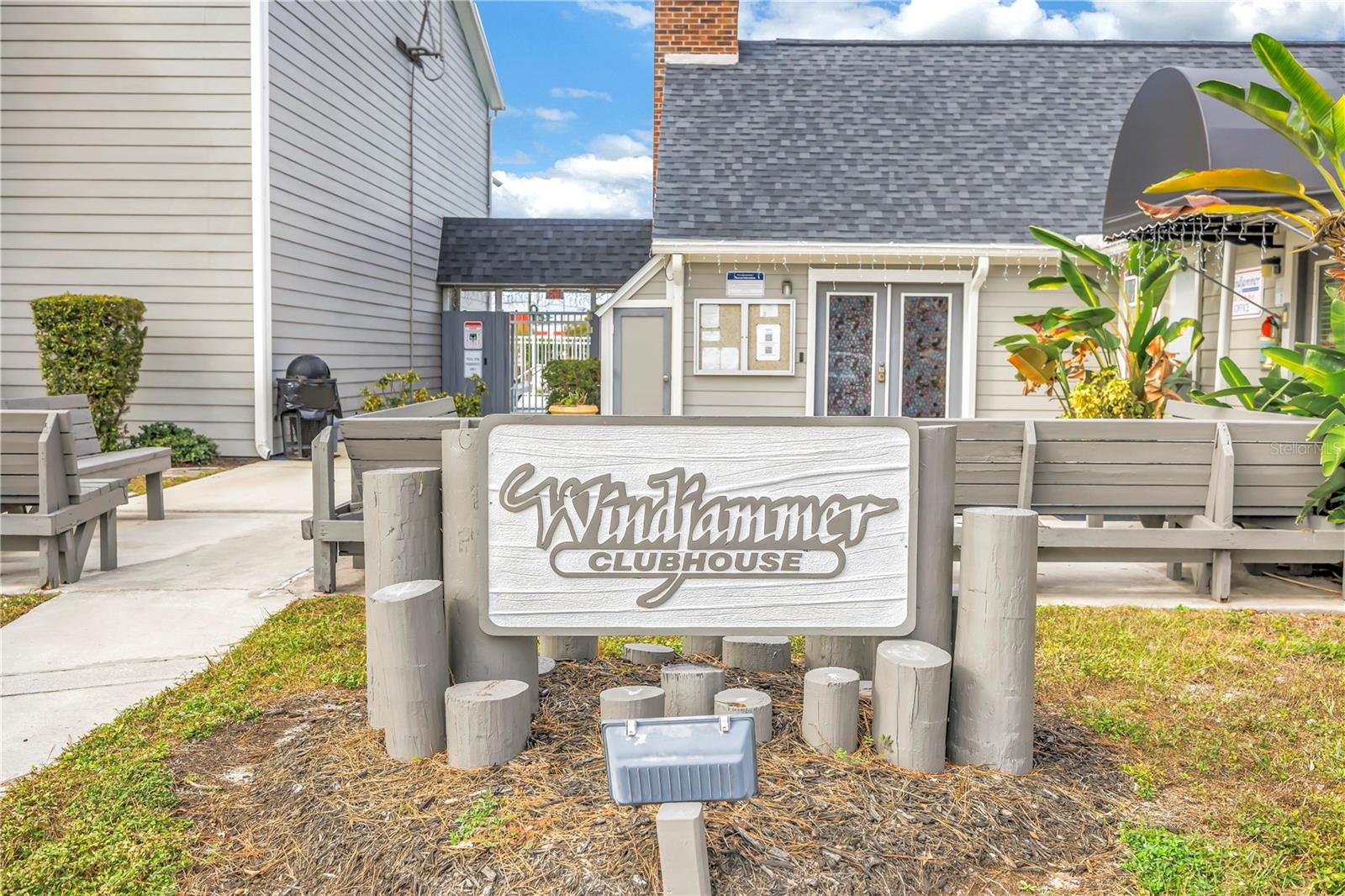 Image 28 of 46 For 1400 Gandy Boulevard N 902