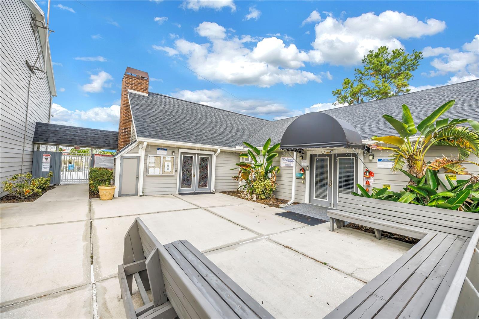 Image 29 of 46 For 1400 Gandy Boulevard N 902