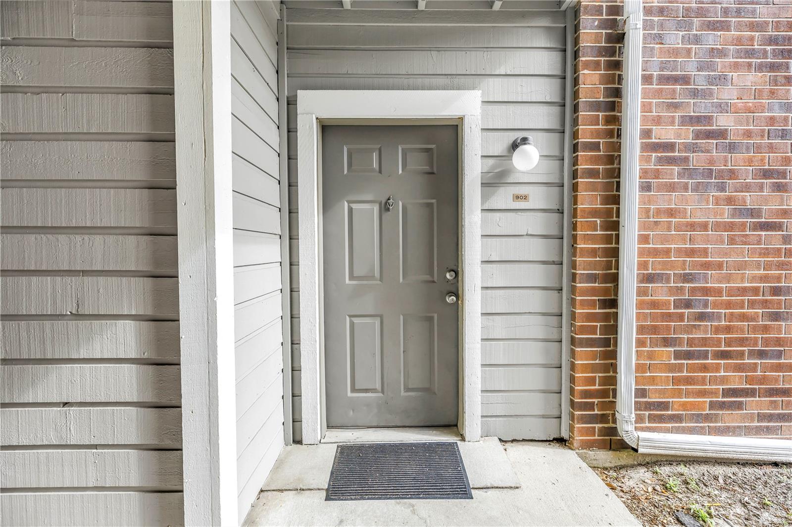 Image 3 of 46 For 1400 Gandy Boulevard N 902