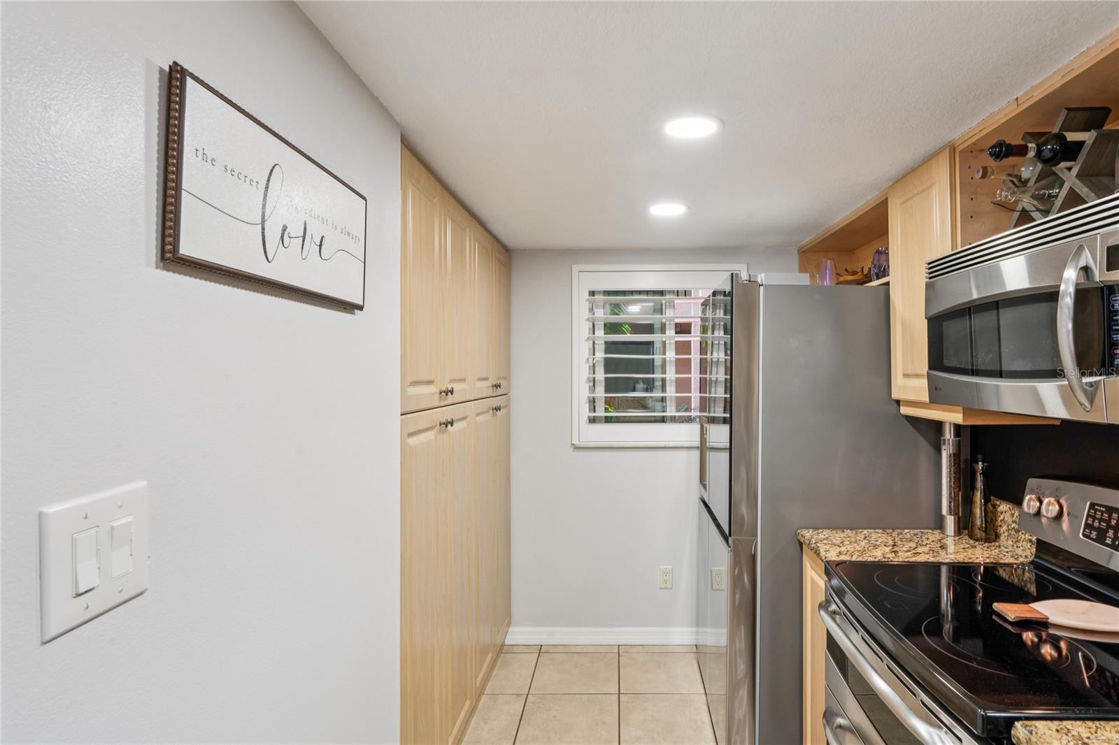 Image 11 of 46 For 3700 Osprey Avenue 102