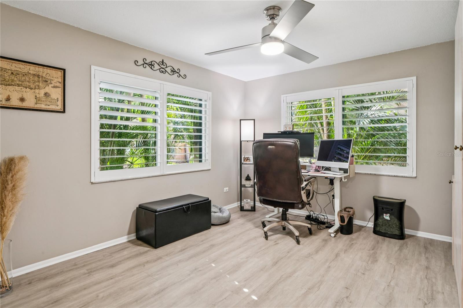 Image 24 of 46 For 3700 Osprey Avenue 102