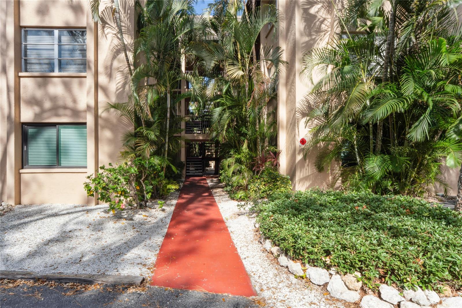 Image 38 of 46 For 3700 Osprey Avenue 102