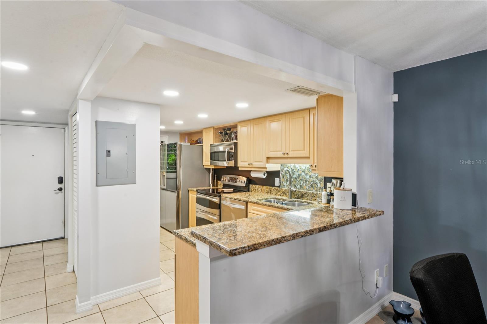 Image 9 of 46 For 3700 Osprey Avenue 102