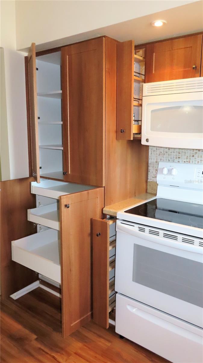 Image 15 of 39 For 2295 Americus Boulevard E 29