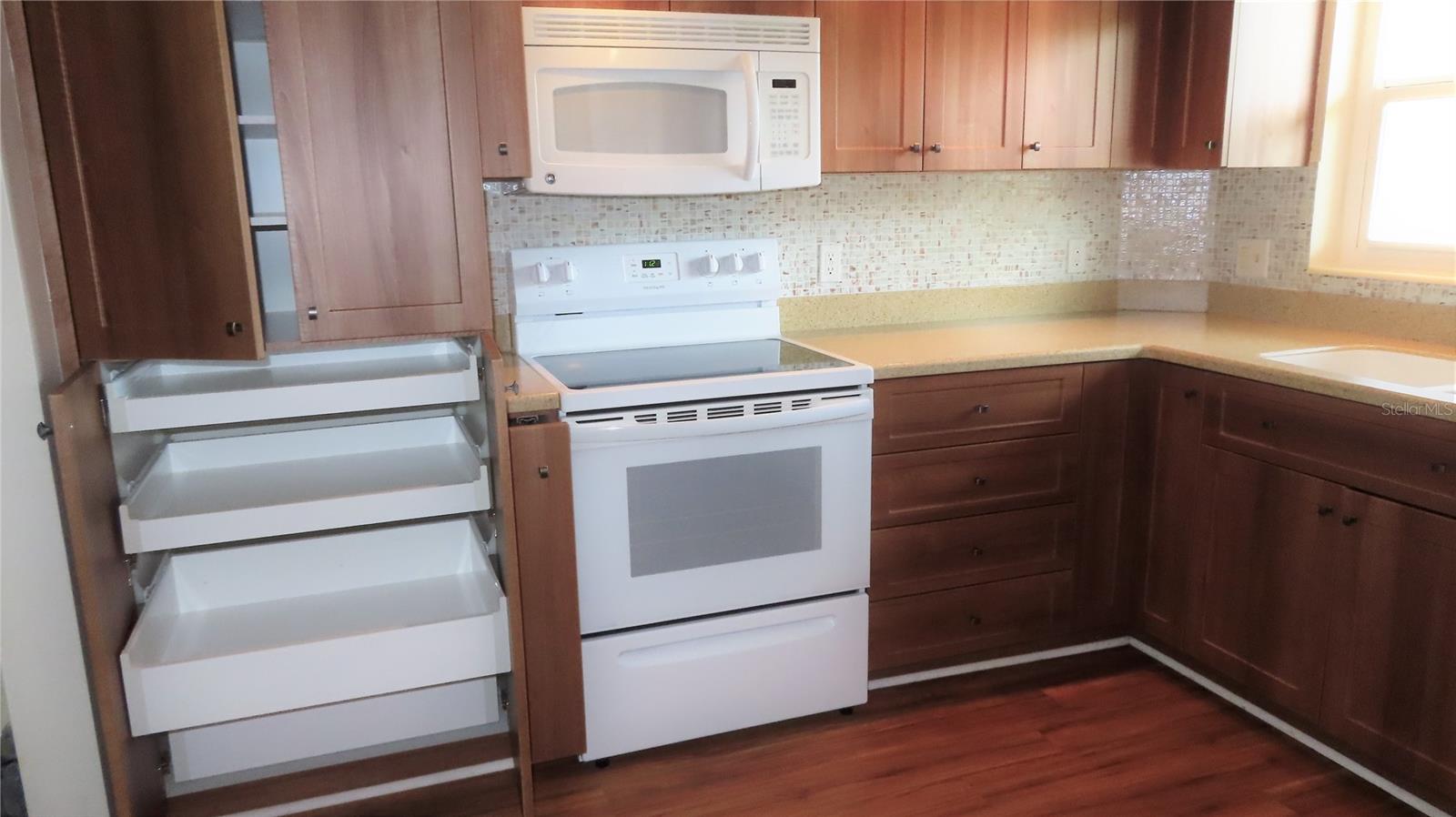 Image 16 of 39 For 2295 Americus Boulevard E 29