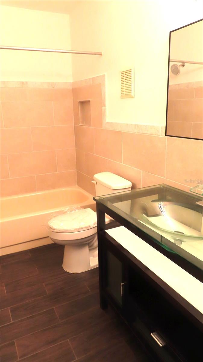 Image 35 of 39 For 2295 Americus Boulevard E 29