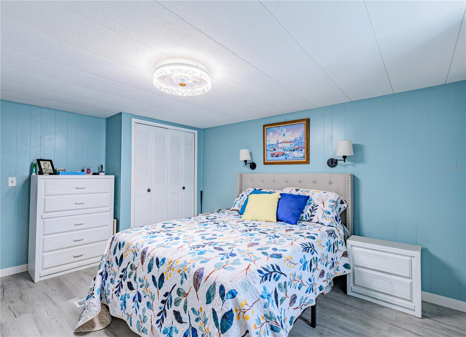 Image 23 of 40 For 37218 Sandra Avenue