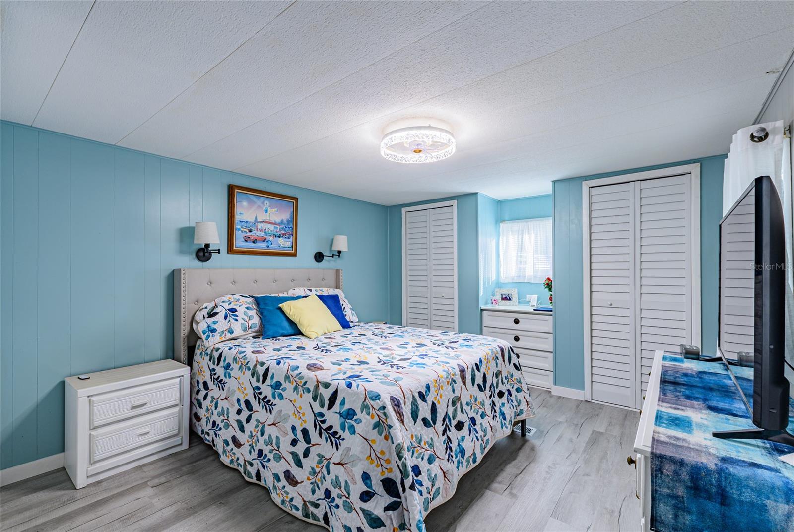 Image 24 of 40 For 37218 Sandra Avenue