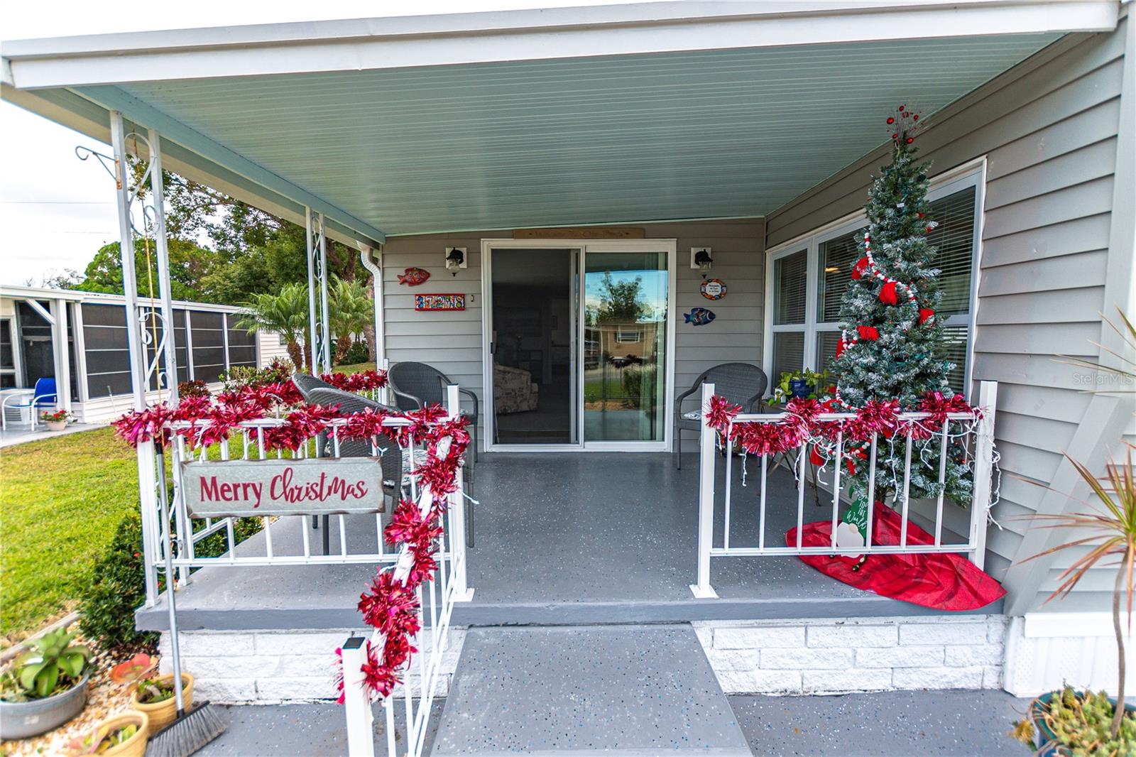 Image 4 of 40 For 37218 Sandra Avenue