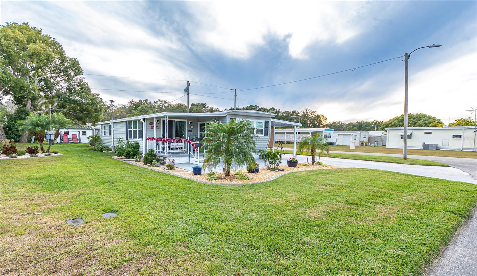 Image 6 of 40 For 37218 Sandra Avenue