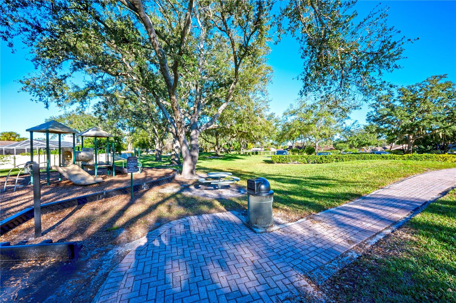 Image 28 of 30 For 13907 Wellesford Way