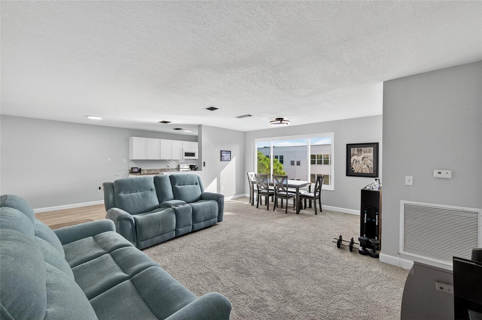 Image 3 of 41 For 5521 80th Street N 511