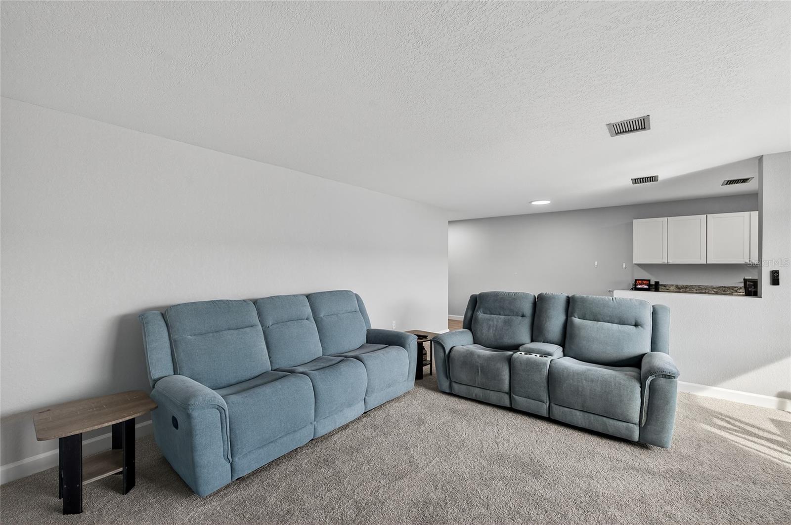 Image 4 of 41 For 5521 80th Street N 511