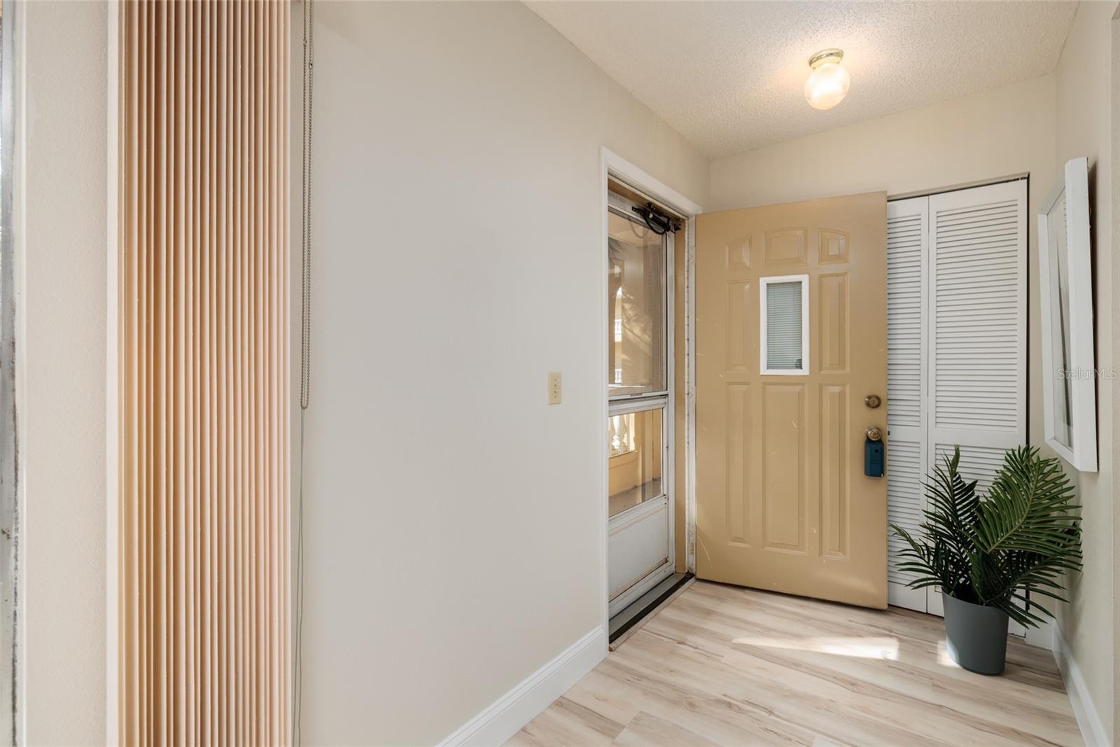 Image 23 of 61 For 2220 Spanish Drive 36