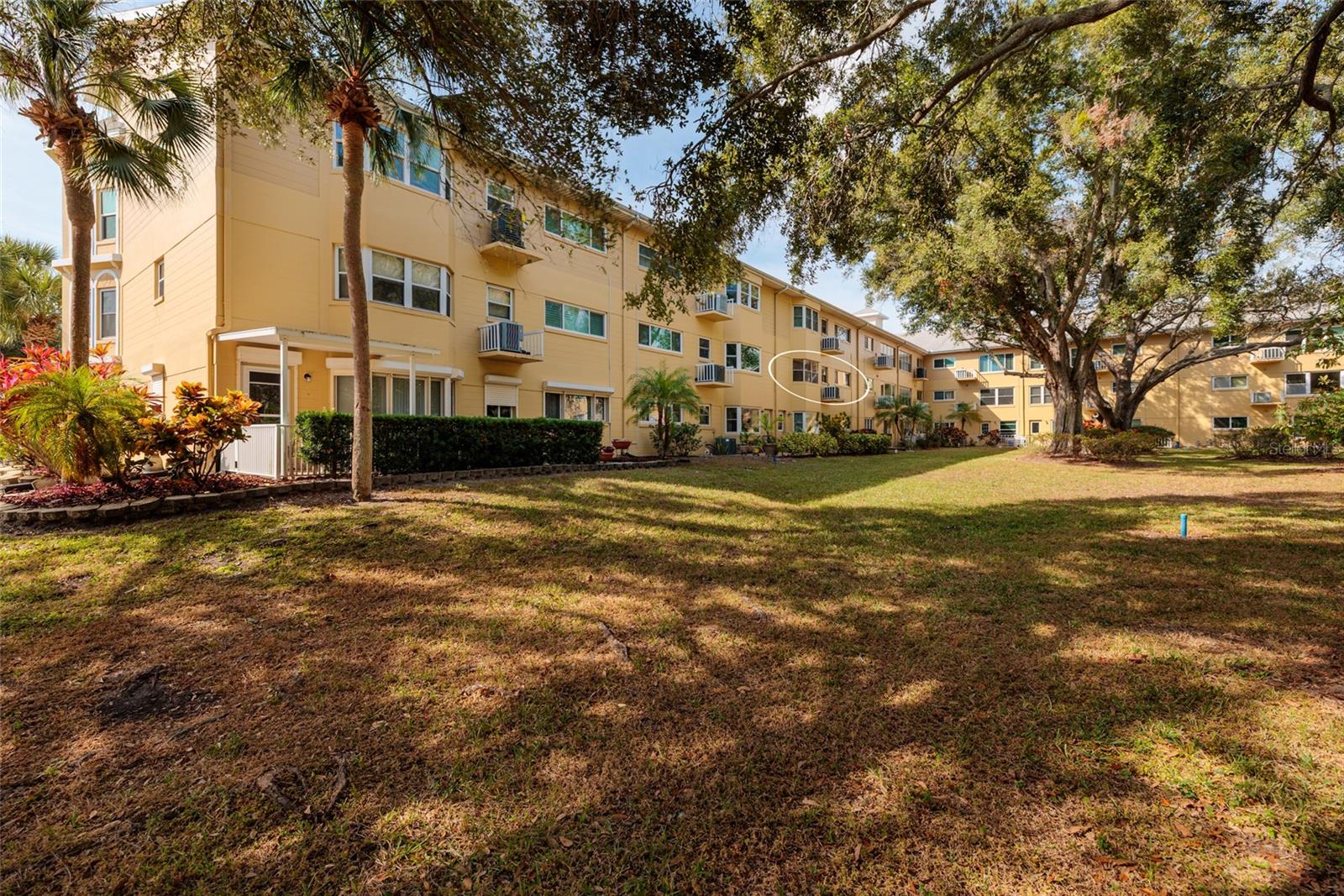 Image 43 of 61 For 2220 Spanish Drive 36