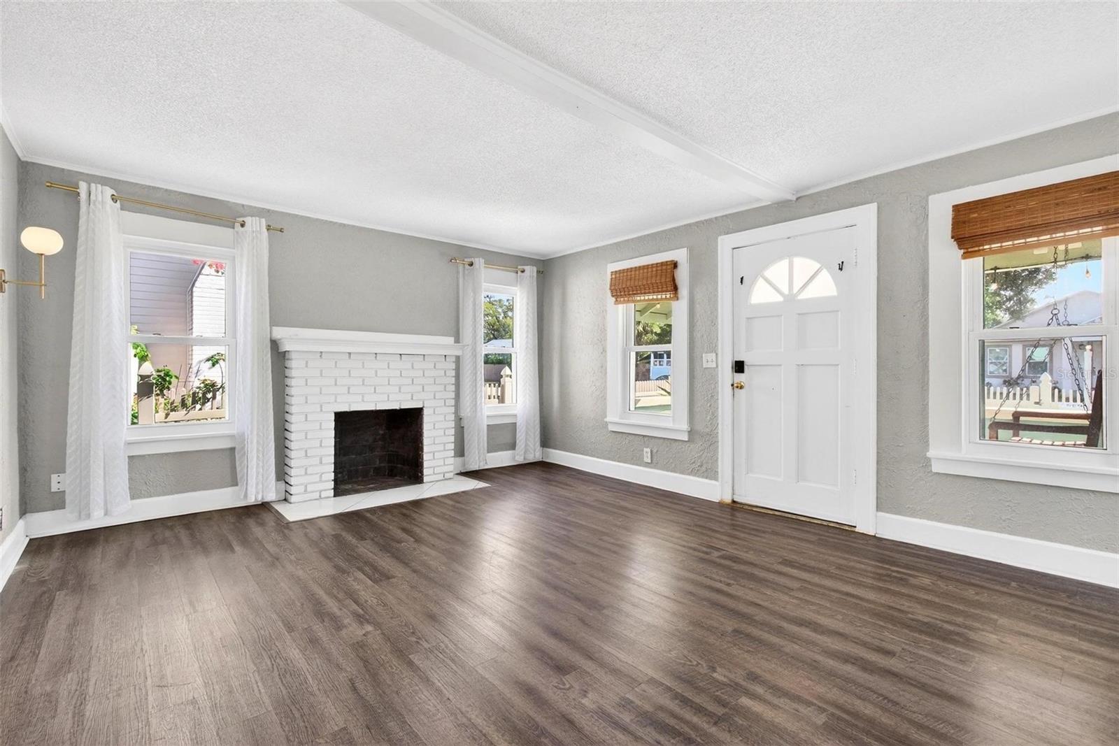 Image 16 of 25 For 2635 14th Avenue N