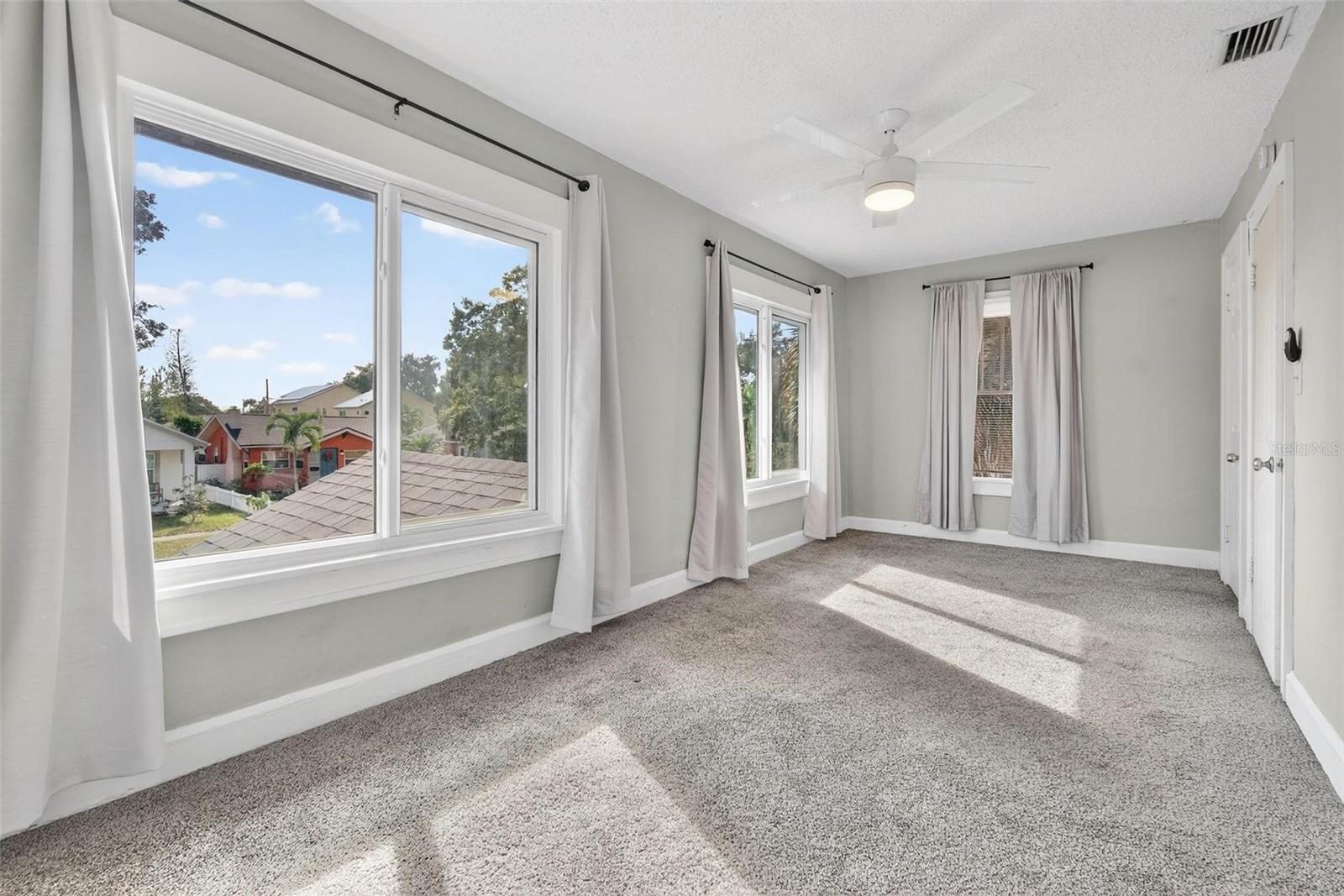 Image 6 of 25 For 2635 14th Avenue N